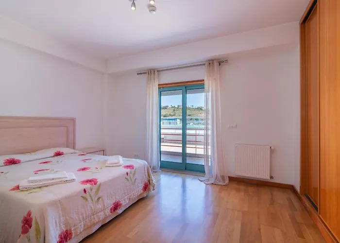 Marina De By Garvetur Albufeira